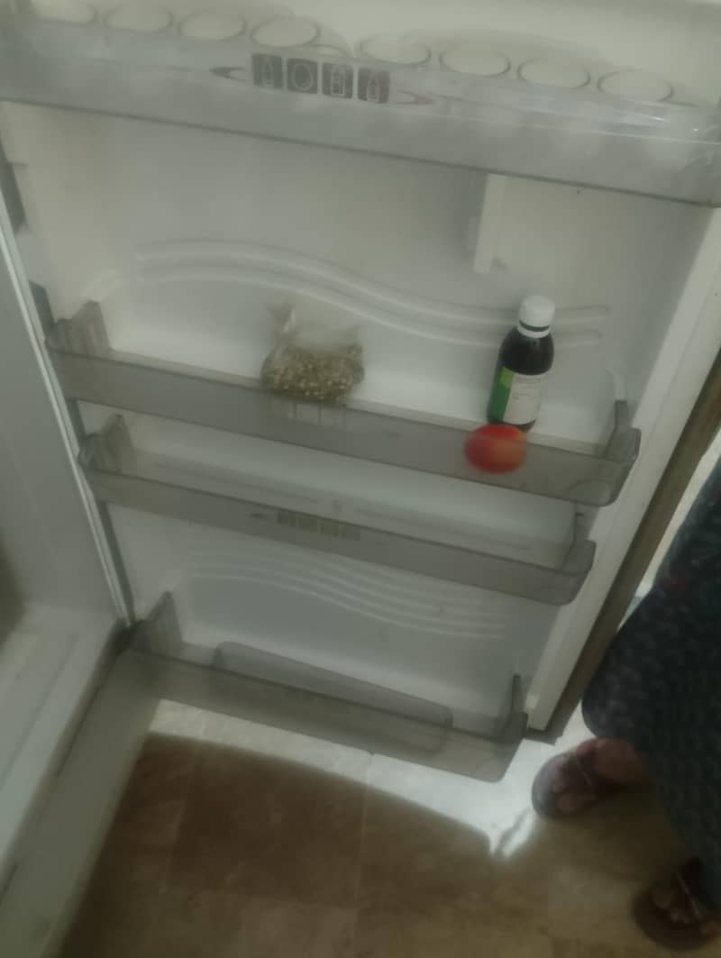 fridge 0