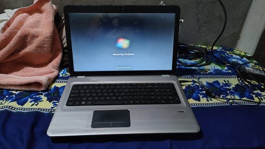 HP laptop 2gb ram 500gb hard all ok i5 screen and camera all ok