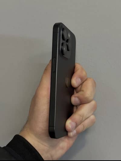 Apple iPhone 15 Pro