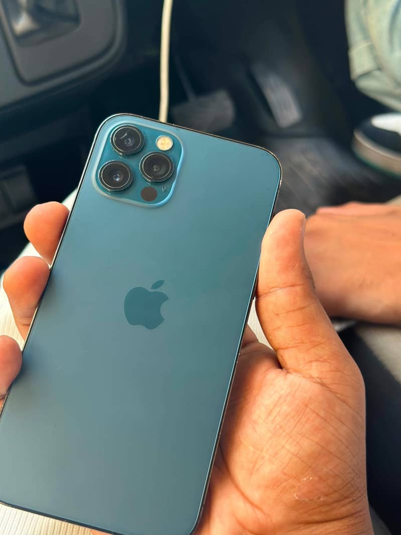 Apple iPhone 12 Pro 0