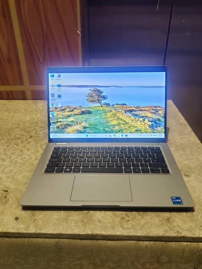 Dell 11th gen core i5 laptop 8GB , 512 ssd
