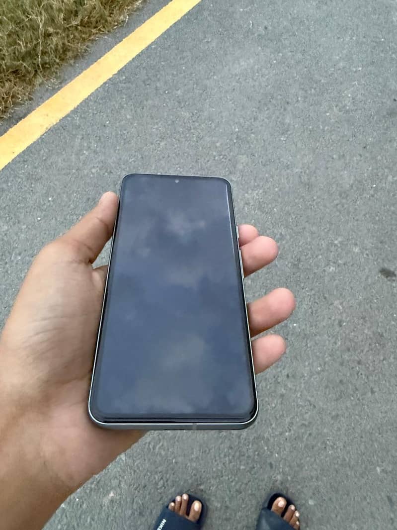 Google Pixel 8 6