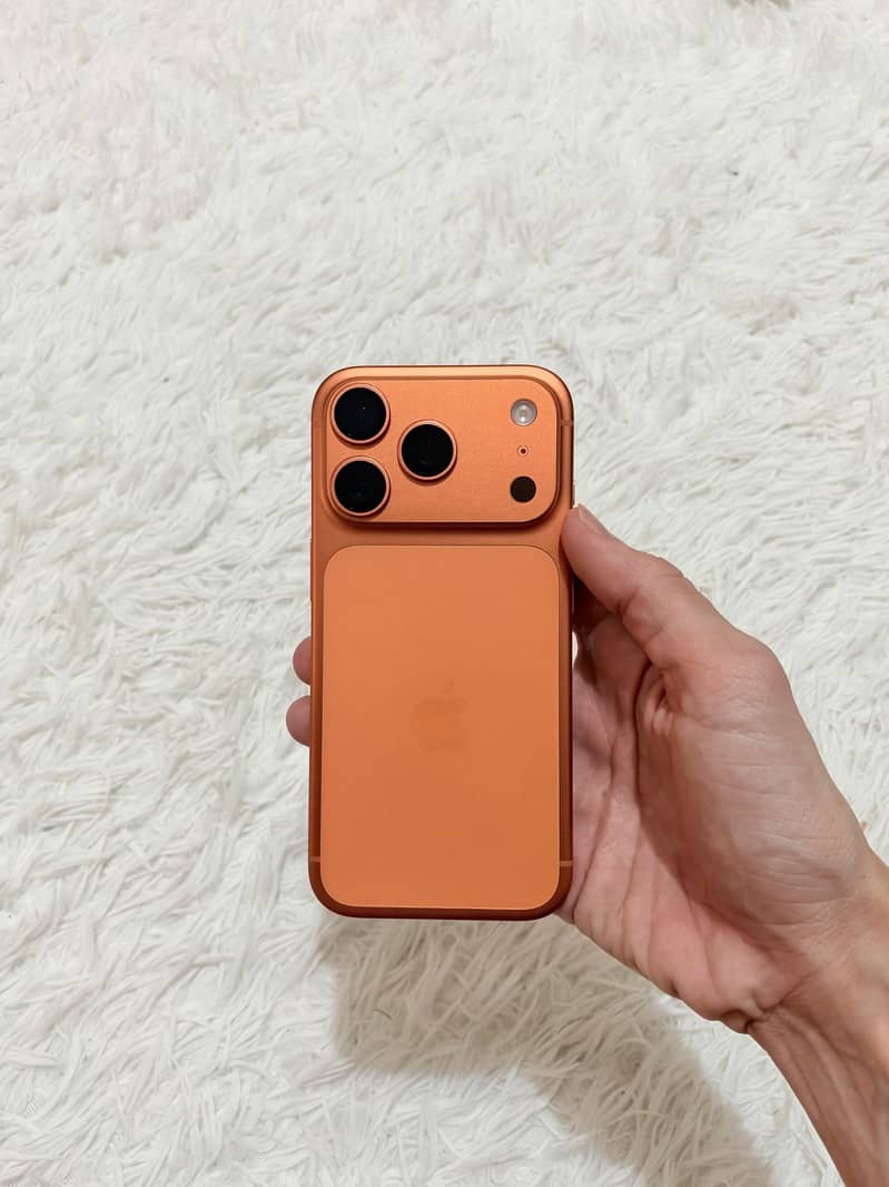 Apple iPhone 17 Pro 0