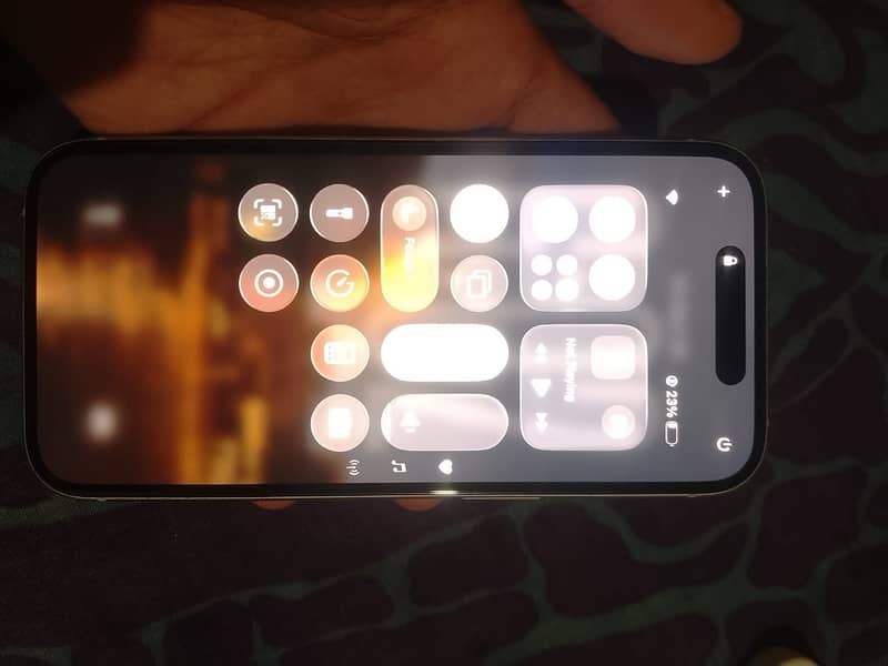 Apple iPhone 15 6