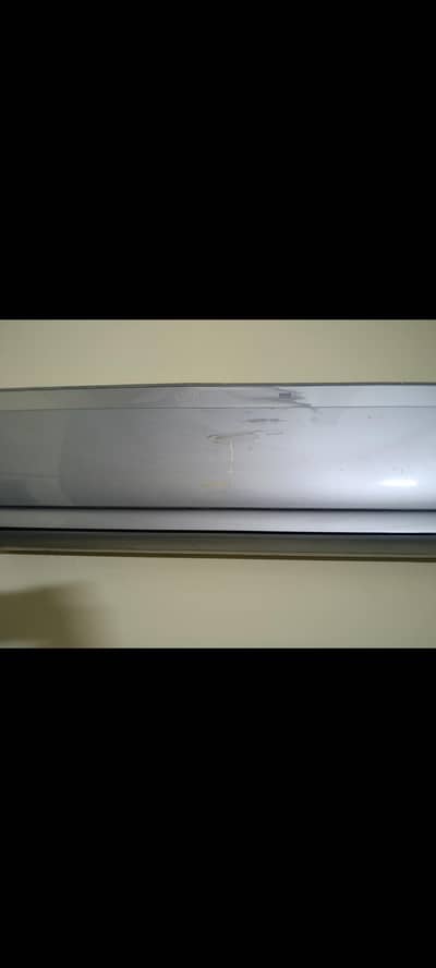 GREE 1.5 TON NON INVERTER FAST COOLING