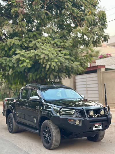 TOYOTA HILUX REVO 2018