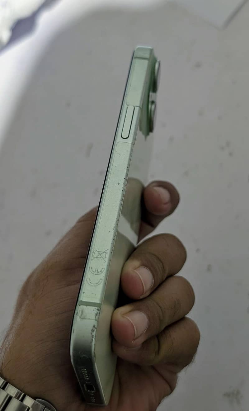 Apple iPhone 15 0