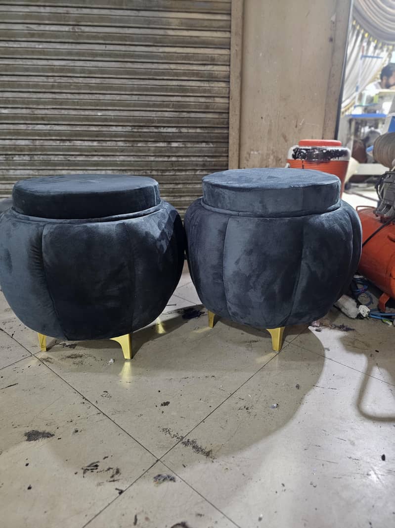 خوبصورت اور آرام دہ صوفہ چیئرز برائے فروخت 0