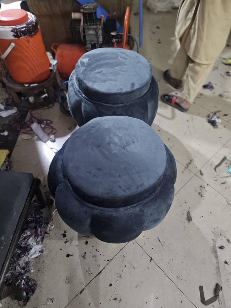 خوبصورت اور آرام دہ صوفہ چیئرز برائے فروخت 1