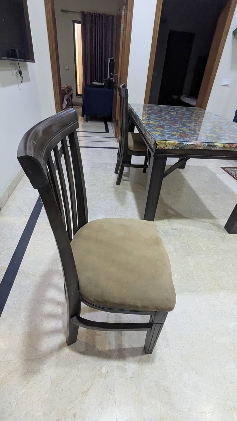 Used Dining Table 4