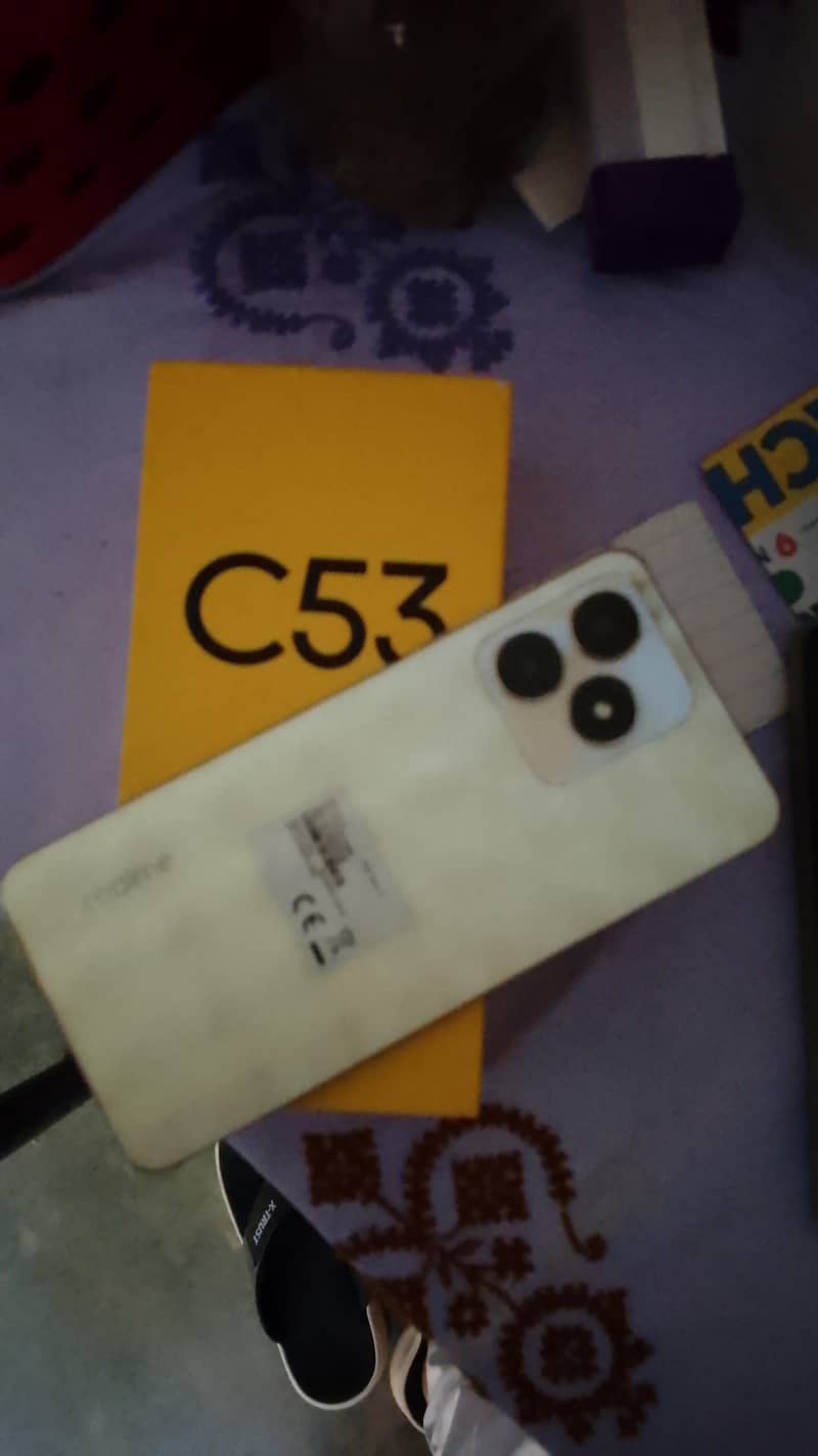 Realme C53 0