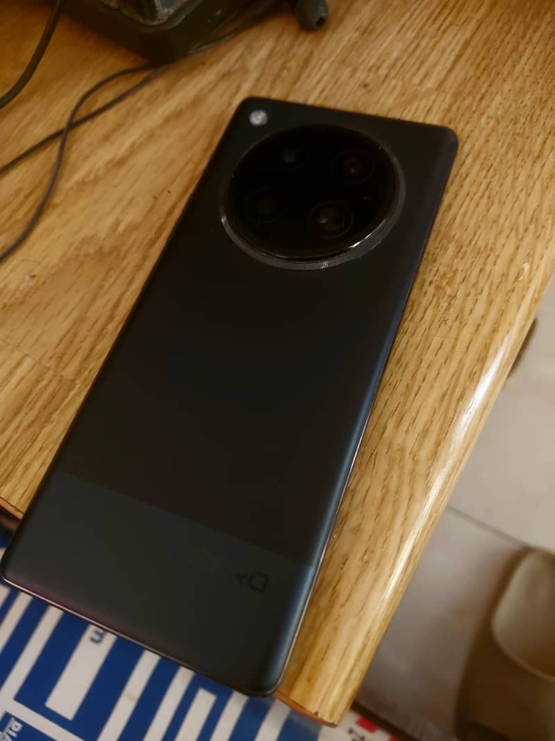 Infinix Zero 40 1