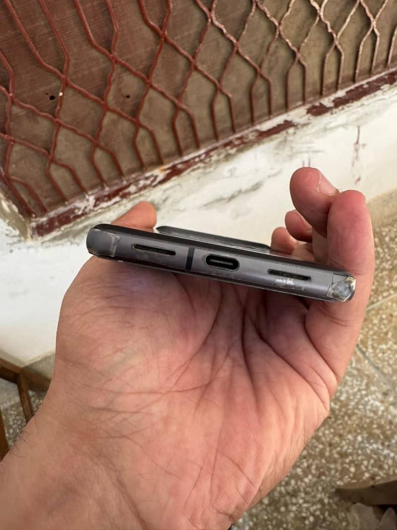Google Pixel 7 5