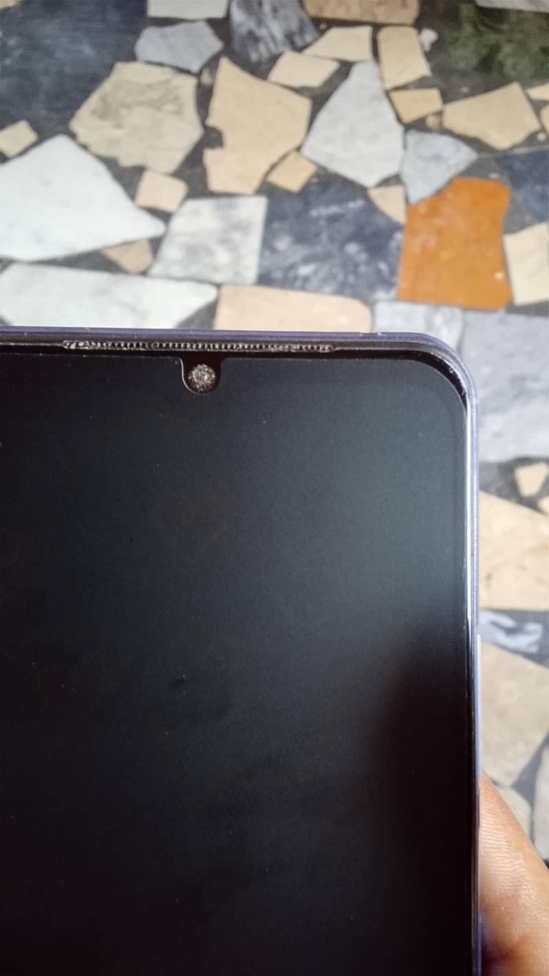 Vivo V21e 4