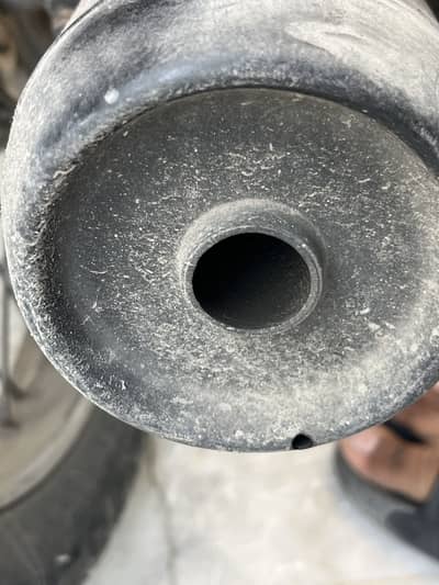 125 2019 model 100 orignal company fitted silencer