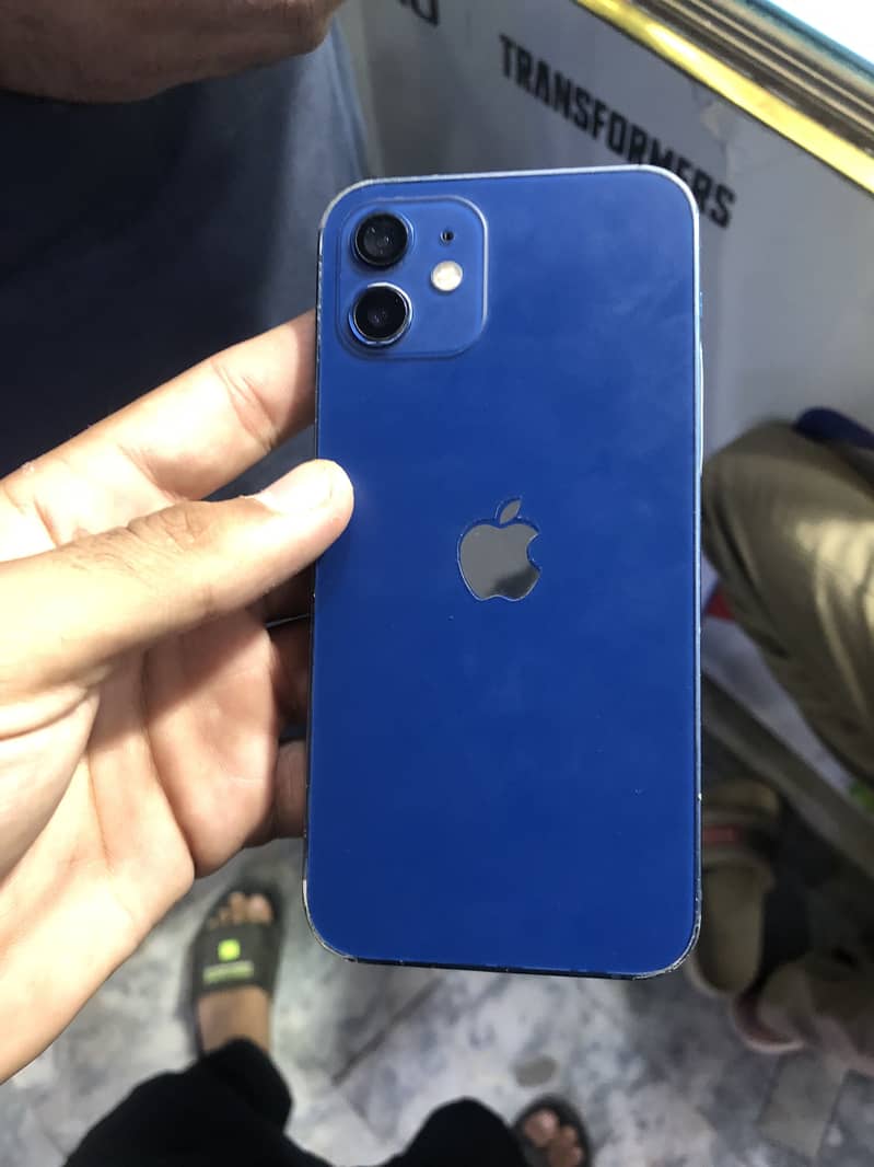 Apple iPhone 12 1