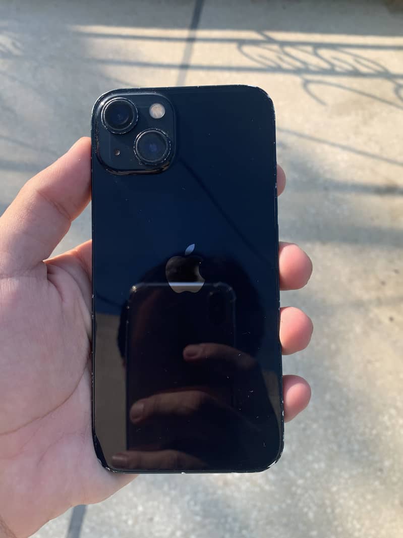 Apple iPhone 13 0