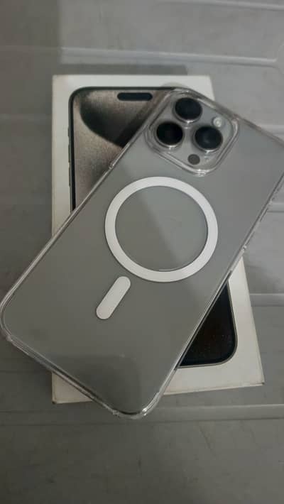 iPhone 15 Pro Max FU