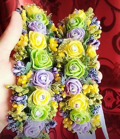 artificial jewelry