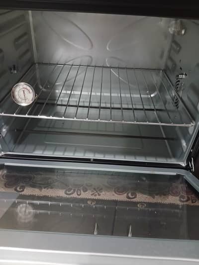Brand new Oven