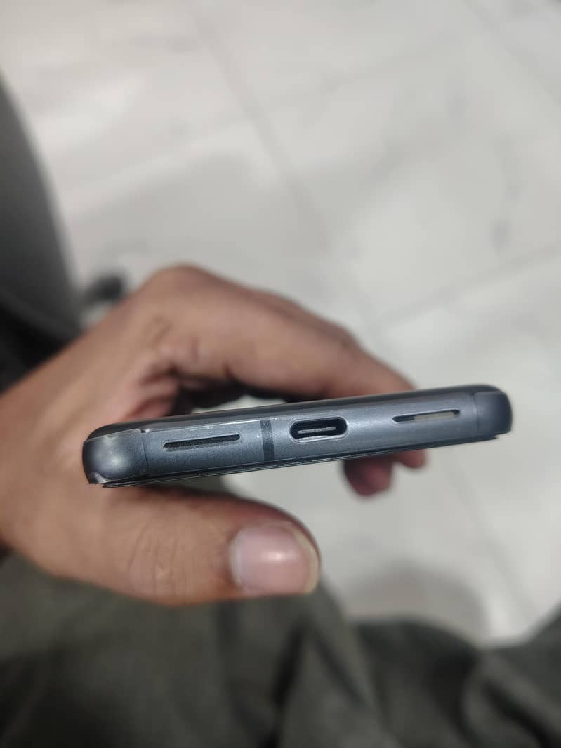Google Pixel 8 1