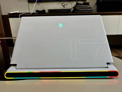 Alienware M17 R2 RTX 3080ti 16gb i9 12900HK DDR5 Ram 64 GB 4tb