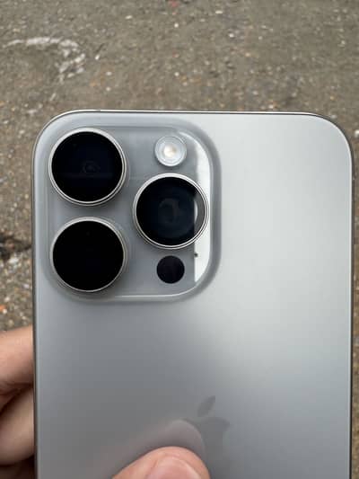 Apple iPhone 15 Pro Max