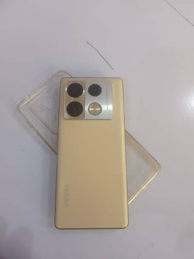 Infinix Note 40 Pro