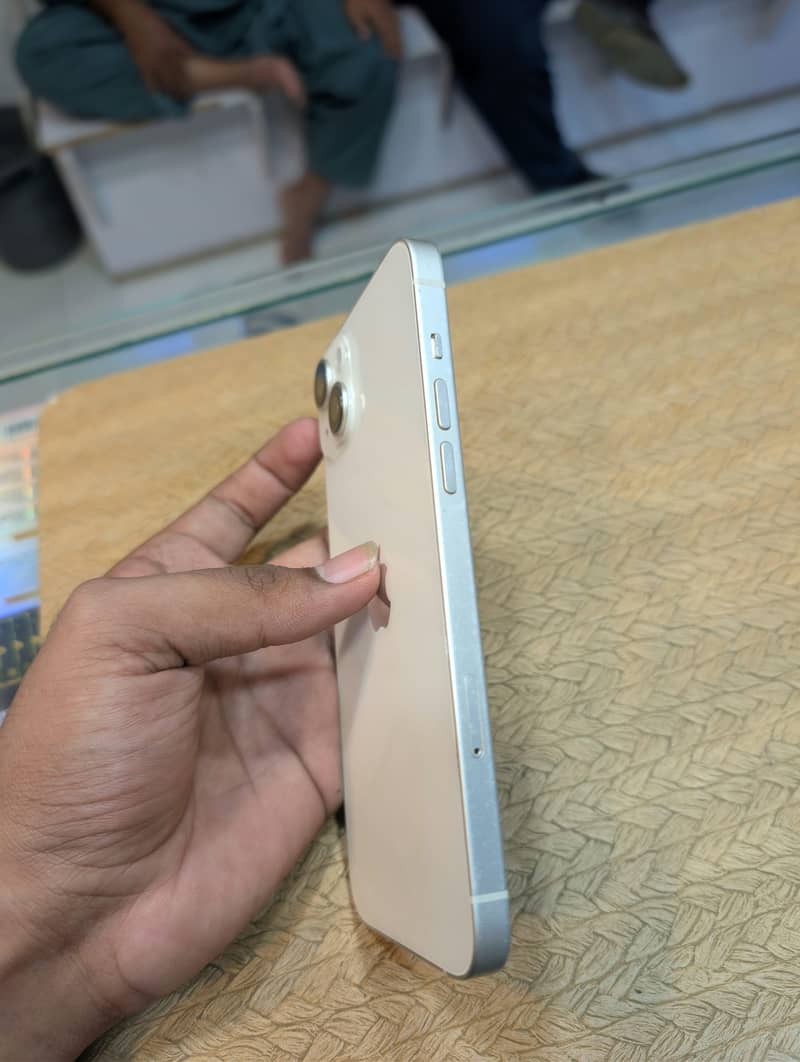 Apple iPhone 14 plus 0
