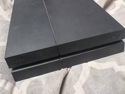 Sony PlayStation 4