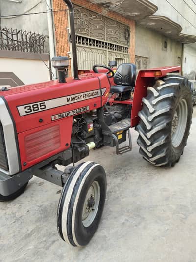 Massey Ferguson 385