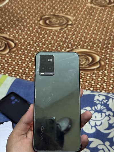 Vivo Y33s 8/128 With Box