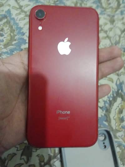 Apple iPhone XR red colour 8/10