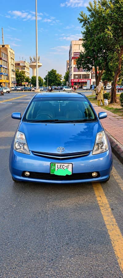 Toyota Prius 2007 Model 2013 Import Brand New Tyres | HD Lights
