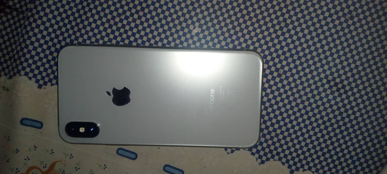 Apple iPhone X 6