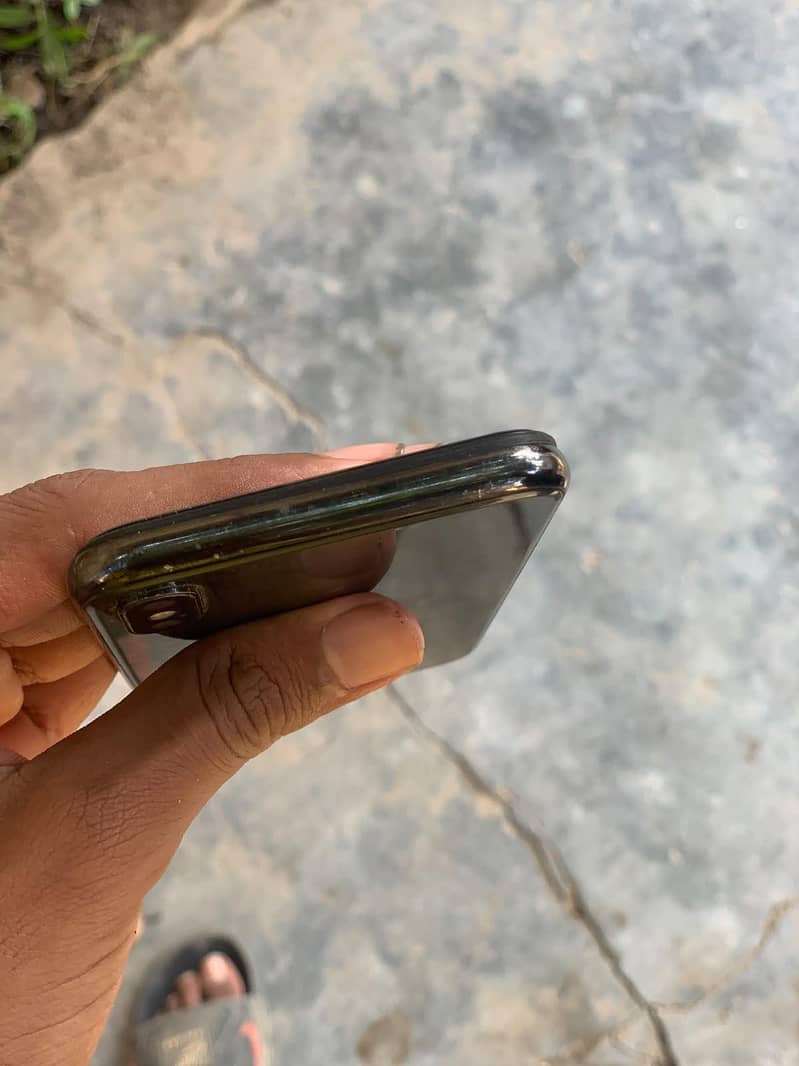 Apple iPhone X 1