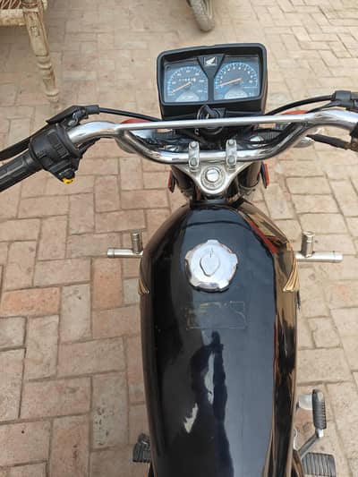 bilkul okay bike hai buy and driving 03005046093