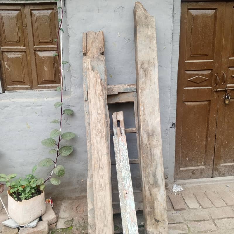 دیار لکڑی کی کھڑکیاں مضبوط شیشے 1