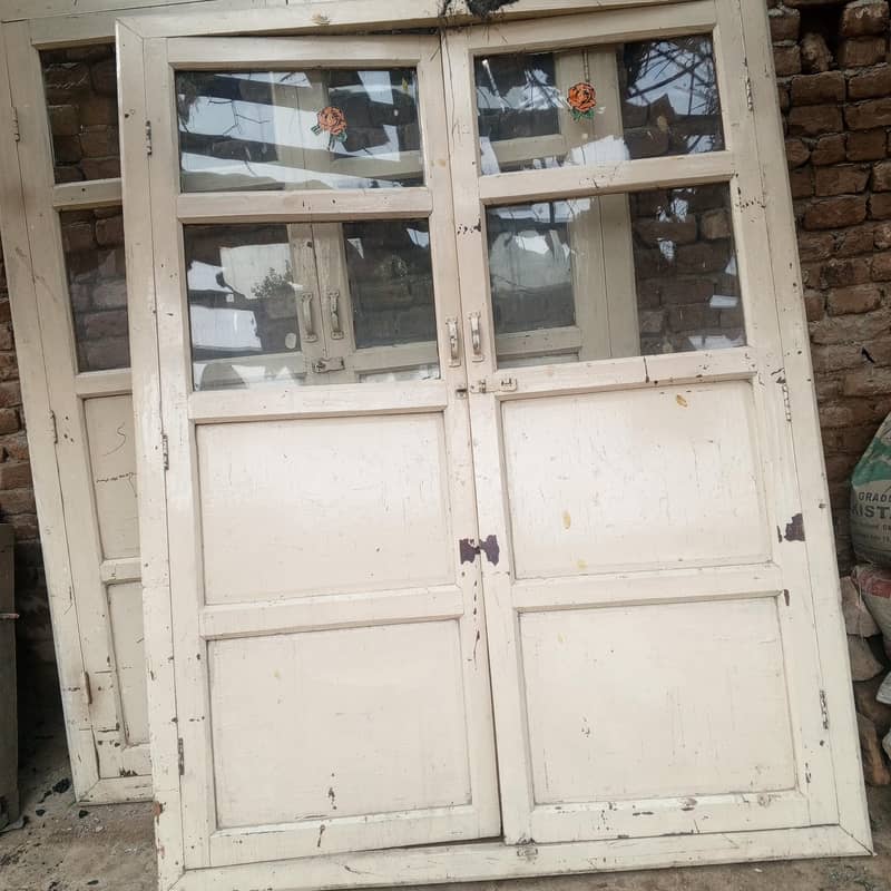 دیار لکڑی کی کھڑکیاں مضبوط شیشے 6