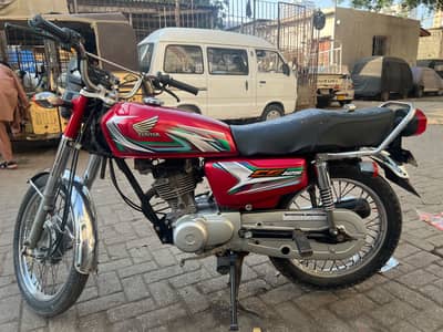 Honda CG 125 2023