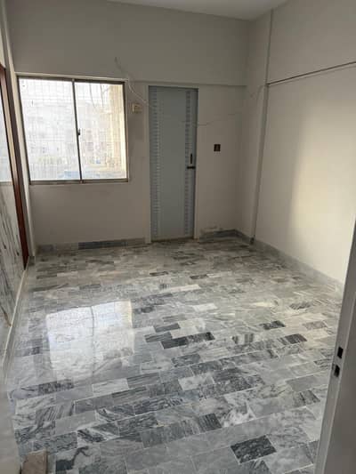 Flat Rent 3 Bed Dd Lift Parking Line Water No Loaddsding Parking With Darul Shet Hospital
