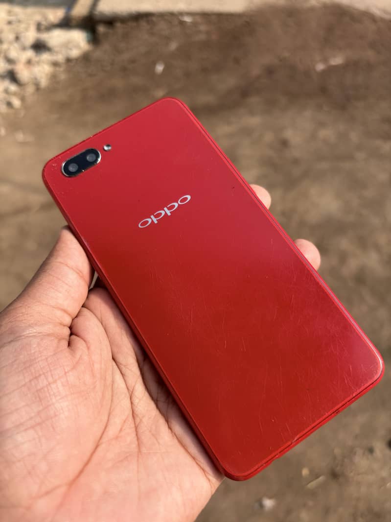 OPPO A3s 0