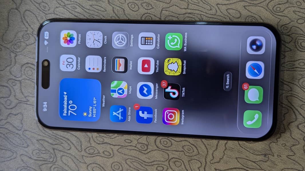 Apple iPhone 16 Pro Max 7