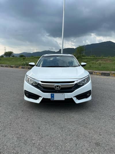 1st Owner Honda Civic Oriel 2018 Red Metee Total Genuine  Army Off Own
