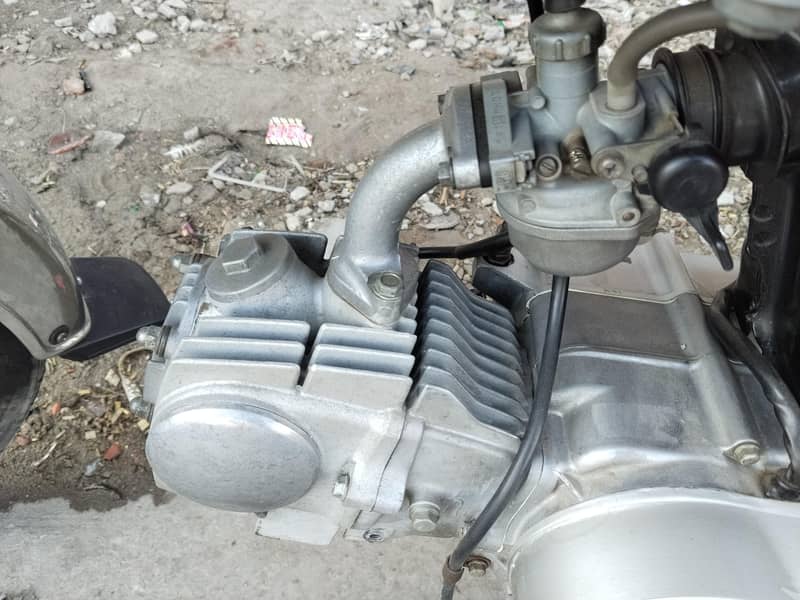 Honda CD70 3