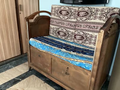 Baby cot