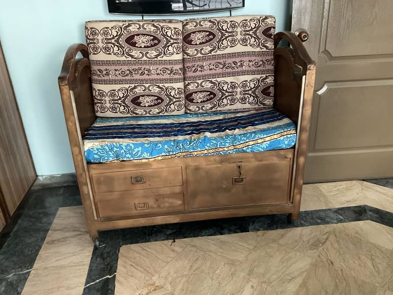 Baby cot 1