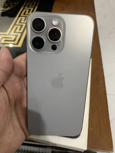 Apple iPhone 15 Pro Max Jv Natural titanium