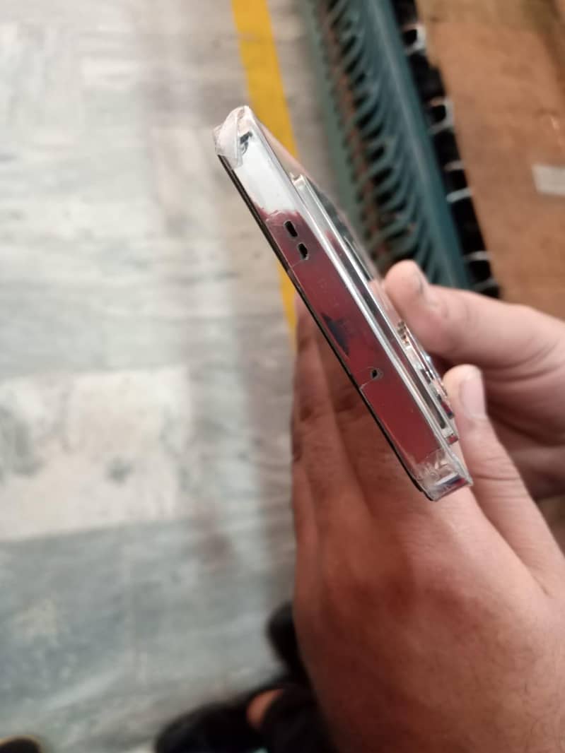 Infinix Note 40 7