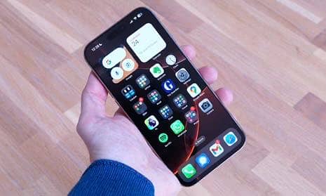 Apple iPhone 16 Pro Max 1
